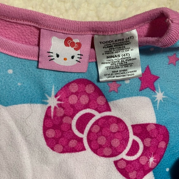 Hello Kitty Pajamas, size 4T/4/5 - Picture 3 of 5
